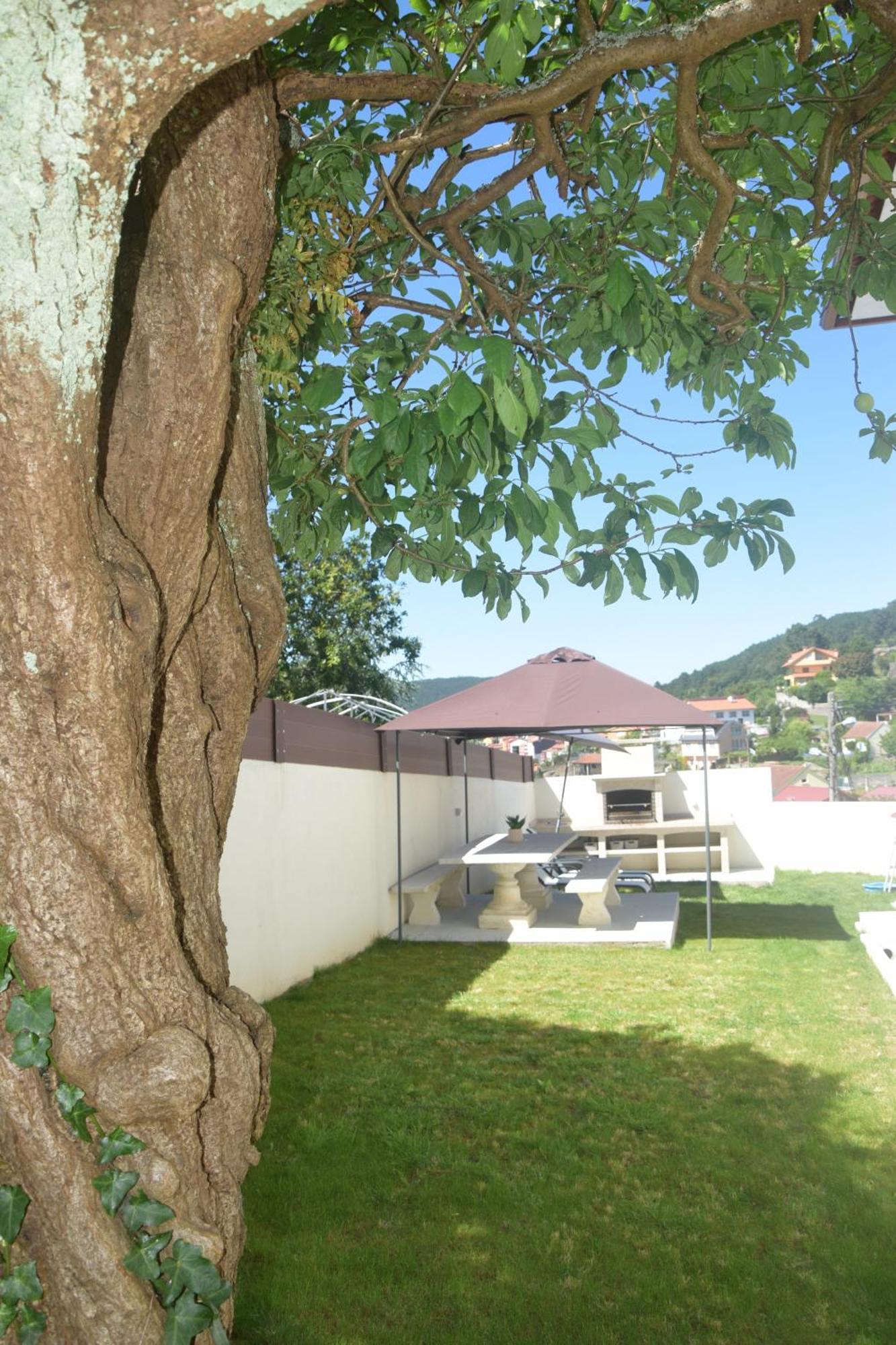 Вилла Casa En Chapela, Con Vistas A La Ria De Виго Экстерьер фото