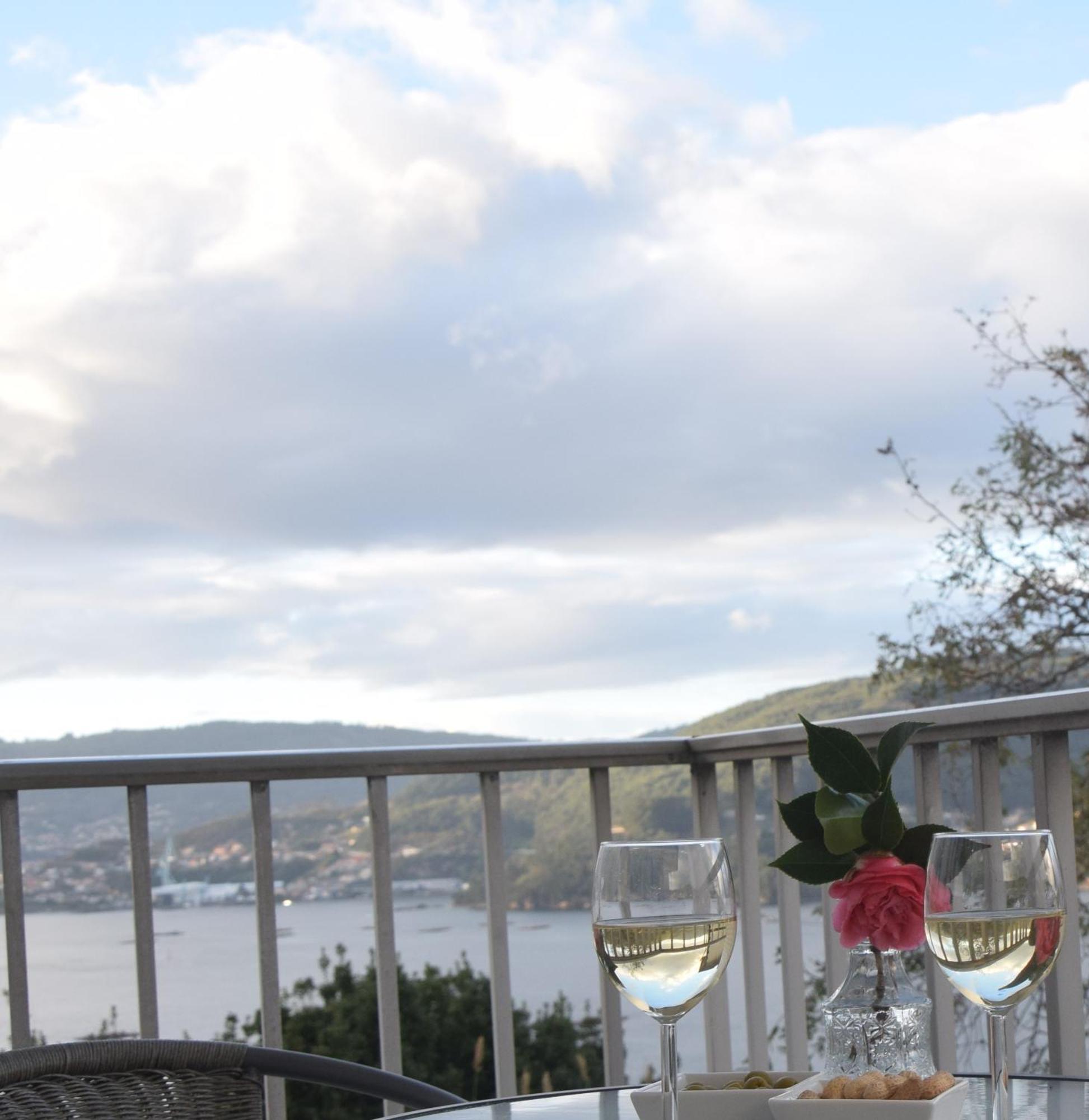 Вилла Casa En Chapela, Con Vistas A La Ria De Виго Экстерьер фото